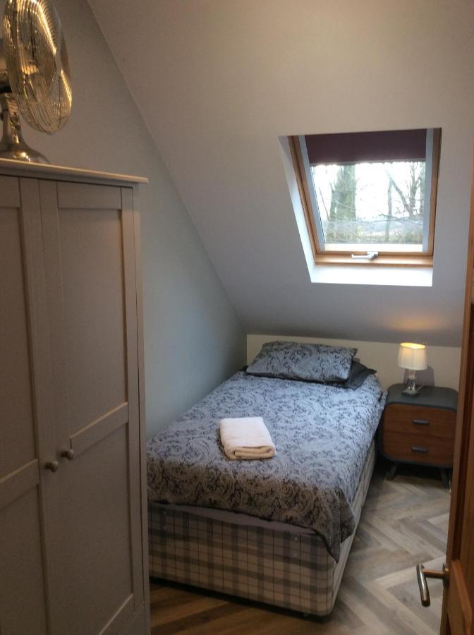 2 Bedroom Furnished Apartment In A Rural Position Stone  Exterior foto